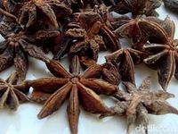 Segar Harum Pacri Nenas Khas Pontianak