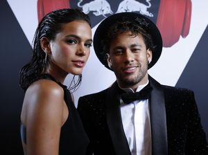 10 Alasan Pesepakbola Jadi Magnet Wanita Cantik
