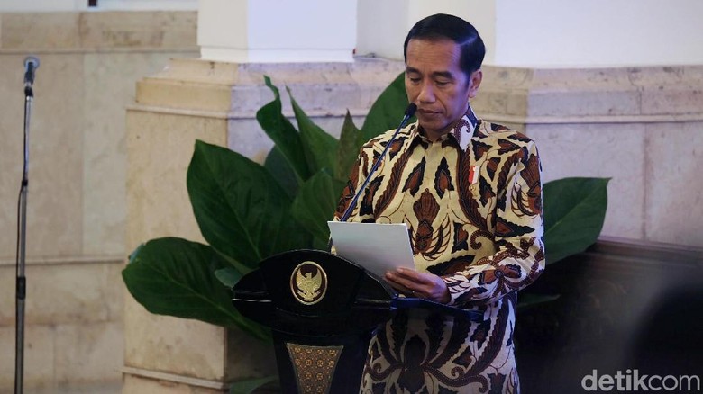 Cerita Jokowi Dikomplain PM Singapura dan Malaysia soal Karhutla Cerita Jokowi Dikomplain PM Singapura dan Malaysia soal Karhutla