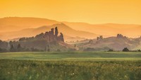 Penampakan Teufelmauer dilihat dari kejauhan (Thinkstock)