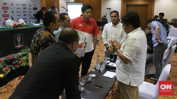 Diskusi perubahan jadwal Piala Presiden 2018 sempat berjalan alot.