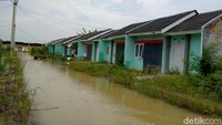 Beberapa hari lalu daerah ini juga terus menerus diguyur hujan deras.