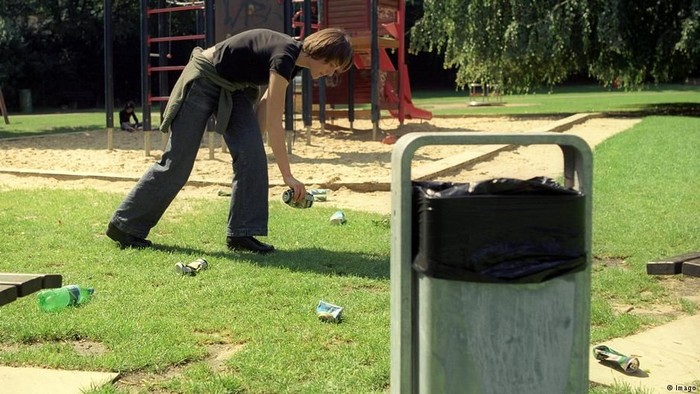 Tren Baru di Swedia: Plogging, Jogging Sambil Memungut Sampah