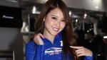 Yang Bening di Tokyo Auto Salon