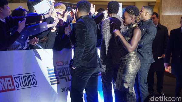 Keseruan Premier Black Panther di Seoul Keseruan Premier Black Panther di Seoul