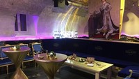 Munich Contenance Clubs hanya menerima anggota yang terdiri dari kaum adam dengan kemampuan finansial yang mumpuni. Bayangkan saja, biaya untuk menjadi anggotanya adalah USD 1,6 juta atau sekitar 21 miliar per tahun! (Munich Contenance Clubs)