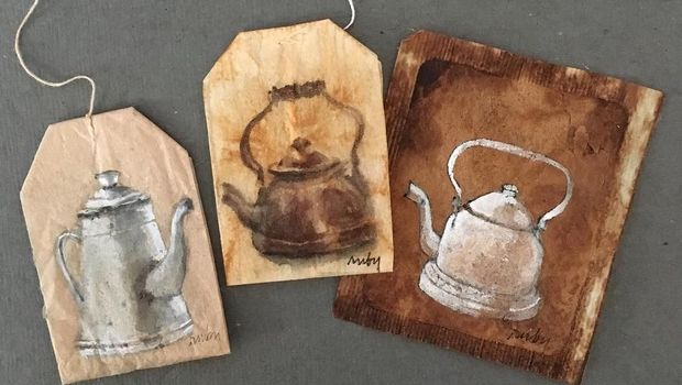 Inspirasi Karya Seni Kantong Teh Bekas Berasal dari Ritual <i>Ngeteh</i>
