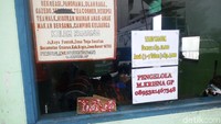 Loket Taman Wisata Riung Gunung. Ada keterangan Tutup yang artinya tempat ini tidak dibuka untuk kunjungan (Haris/detikTravel)