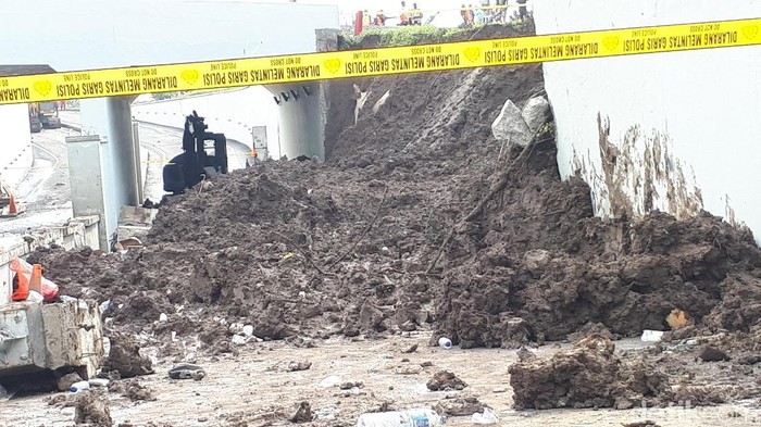 Cari Penyebab Tembok Soetta Ambrol, Polisi akan Periksa Kontraktor