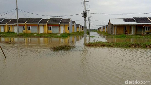 Rumah DP 1% Jokowi Sebelum dan Sesudah Banjir