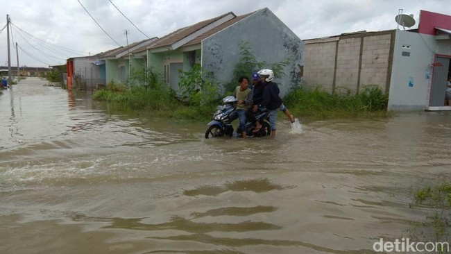 Fakta Banjir di Perumahan DP 1% Jokowi