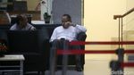 Aksi Tutup Wajah Agus Wahjudo Usai Diperiksa KPK