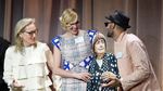 Lucu! Tak Bisa Hadir, Sutradara Ini Tetap Eksis di Oscar