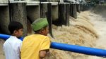 Siaga II, Bendung Katulampa Jadi Tempat Wisata Dadakan