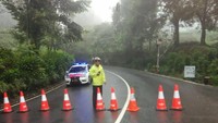 Foto: Jalur menuju Puncak dari Gunung Mas sampai Ciloto masih ditutup. Fotografer: Istimewa