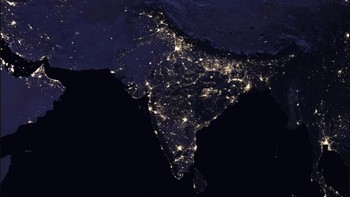  Penampakan India pada malam hari (2016). (Foto: Space)