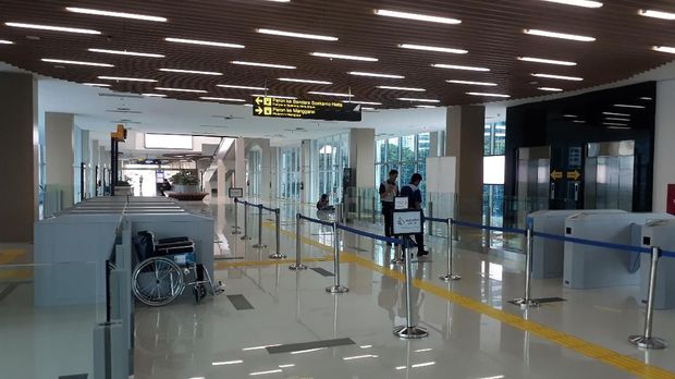 Stasiun BNI City Sepi Melompong