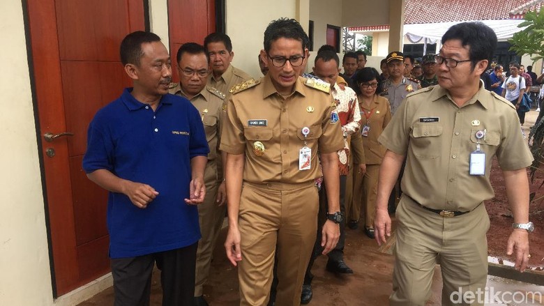 Penuh Sesak, Sandiaga Pertimbangkan Perluas Lokbin Rorotan Penuh Sesak, Sandiaga Pertimbangkan Perluas Lokbin Rorotan