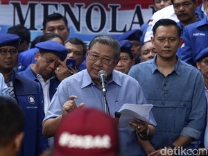 Bantah Jaksa KPK Soal Novanto, PD: Kami Haram Bantu Koruptor!