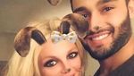 Mesranya Britney Spears dan Pacarnya yang Beda Usia 13 Tahun