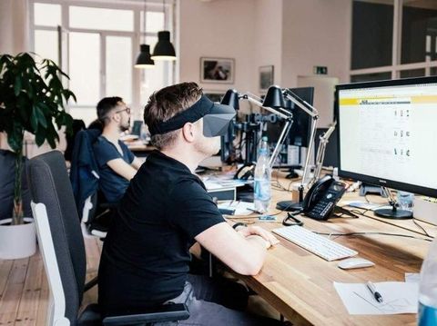 Ini Topi yang Dirancang Agar Kamu Lebih Fokus Bekerja