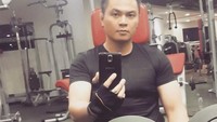 The Warrior atau Erii Nata adalah jebolan dari ajang Indonesia Mencari Bakat Trans TV. Psst, diam-diam dia juga suka workout lho. Foto: Instagram/eriinata_