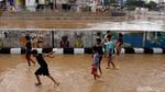 Potret Kampung Pulo yang Selalu Menjadi Langganan Banjir