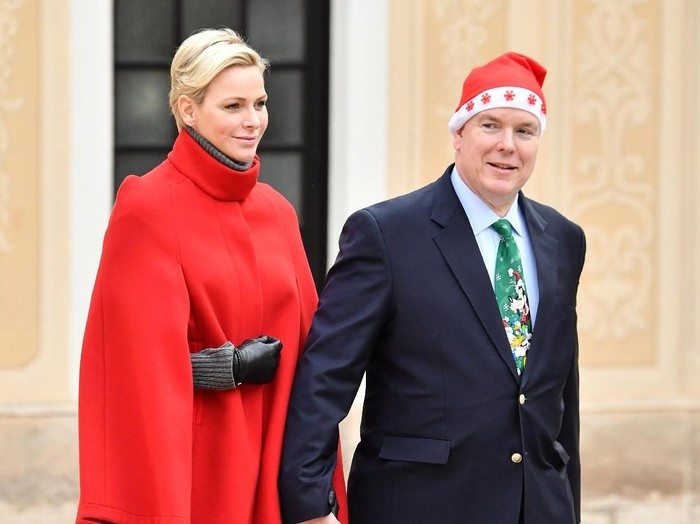 putri charlene MONACO - NOVEMBER 19: Princess Charlene of Monaco attends the Monaco National Day Celebrations in the Monaco Palace Courtyard on November 19, 2016 in Monaco, Monaco. (Photo by Pascal Le Segretain/Getty Images)