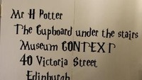 Bagi traveler penggermar dunia Harry Potter, wajib memasukkan Diagon House menjadi salah satu tempat yang harus disinggahi jika berwisata ke Edinbrugh, Skotlandia (TripAdvisor)