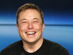 Detik-detik Menegangkan Roket Terkuat Sejagat Mengangkasa