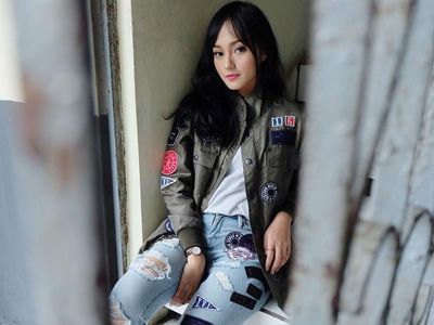 Foto: 10 Potret Indah Kusuma, Dokter Cantik yang Kini Jadi Penyanyi