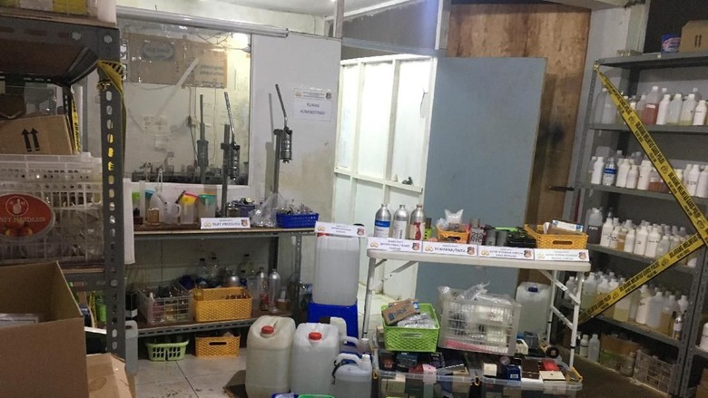 Dijual ke 9 Provinsi, Parfum KW Tamansari Beromzet Rp 36 Miliar Dijual ke 9 Provinsi, Parfum KW Tamansari Beromzet Rp 36 Miliar