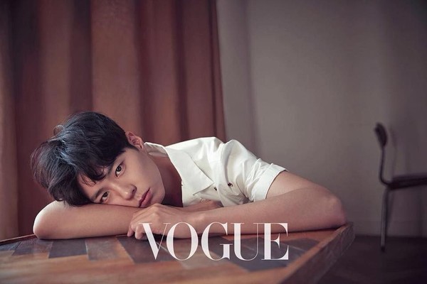 6 Potret Terbaru Park Bo Gum di VOGUE Korea, Tampak Smart dan Makin Bikin  Jatuh Cinta 