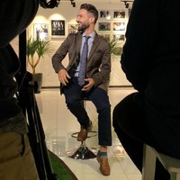 Ia pun pernah bekerja menjadi produser dan sutradara untuk beberapa stasiun TV seperti Cordoba TV, MBC, Al Jazeera, Alchemia TV, dan lain-lain. Foto: Instagram