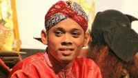 Kedua pelawak itu langsung diamankan oleh pihak Imigrasi Hong Kong setelah mengisi acara. Keduanya diduga menerima bayaran dari acara tersebut lantaran ada tiket masuk untuk menyaksikan lawakan mereka. (Foto: Instagram)
