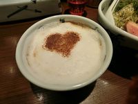 Sambut Valentine, Resto Ini Buat Sajian Ramen dengan Celupan Saus Cokelat