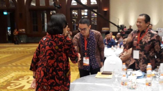 Menteri Keuangan Sri Mulyani Indrawati bertemu Gubernur Jambi Zumi Zola