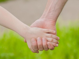 Walau Kamu Gagal, Bunda dan Ayah Akan Tetap Mendukungmu Kok, Nak