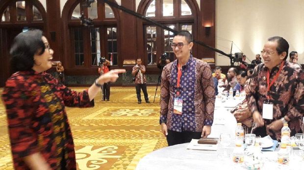 Menteri Keuangan Sri Mulyani Indrawati dan Gubernur Jambi Zumi Zola