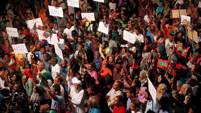 Foto: Situasi darurat Maldives (Reuters) Foto: Situasi darurat Maldives (Reuters)