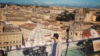 Sejauh ini, ia sudah menjelajahi delapan negara dan 20 kota, termasuk Roma, Ibiza, Cologne dan Krakow. Waw! (zebotta/Instagram)