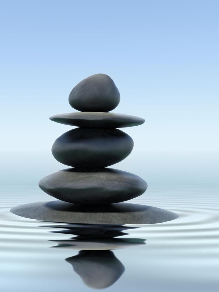 rock balancing batu bersusun