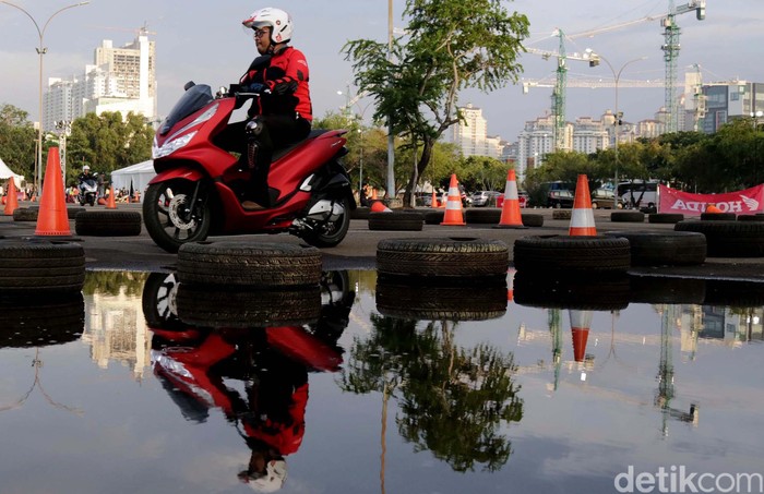 Pesan Honda PCX 150 Harus Tunggu Sampai 3 Bulan, Ini Sebabnya