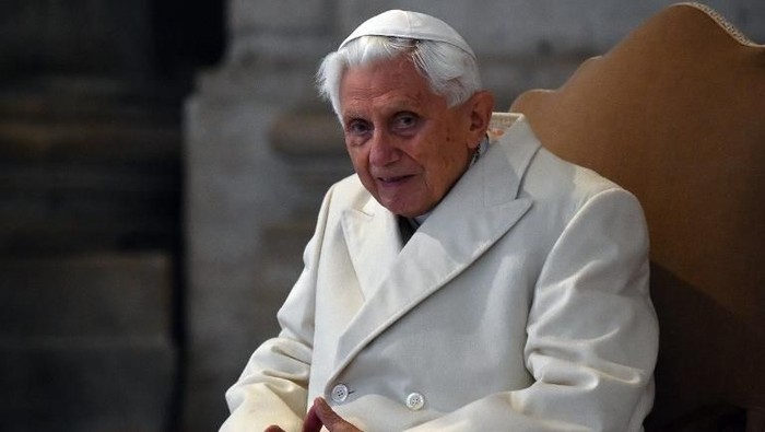 Paus Emeritus Benediktus Meninggal Dunia di Usia 95 Tahun
