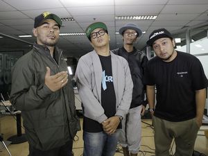 Tabik! Jadi Identitas Baru Fade2Black