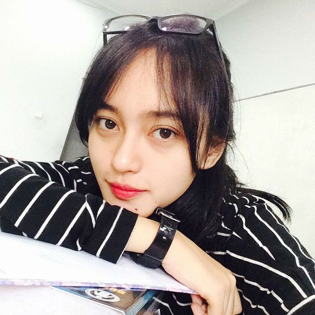 Pada tahun 2010, Indah meraih prestasi di ajang Miss Olimpic dan Miss Beauty With Purpose 2014 sebagai Runner Up. (Foto: Instagram)