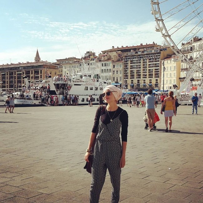 Melalui akun Youtube-nya, Mennel terlihat lihai memainkan piano. Ia pun banyak meng-cover lagu-lagu populer seperti lagu Adele dan Beyonce. Foto: Instagram