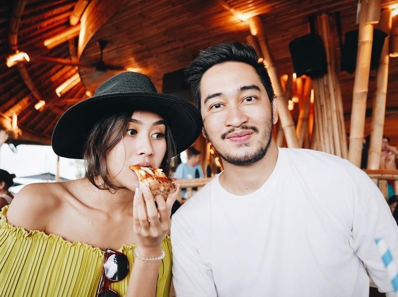 Jeje Govinda akan Nikahi Syahnaz Hari Ini Jeje Govinda akan Nikahi Syahnaz Hari Ini