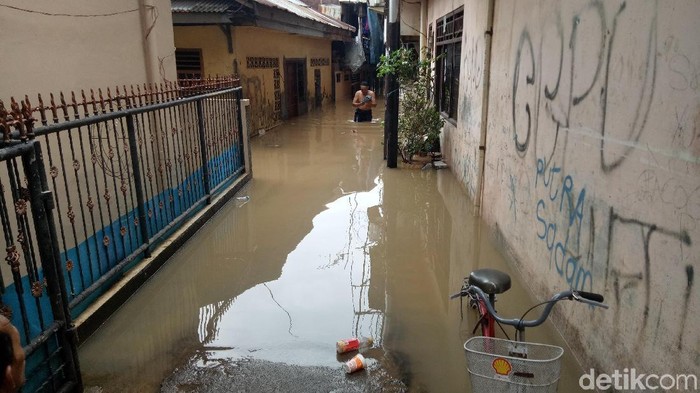 Sempat Surut, Daerah Kampung Melayu kembali Banjir