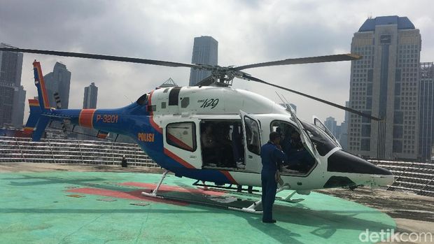 Naik Heli, Wakapolda Metro Cek Debit Air di Bendung Katulampa